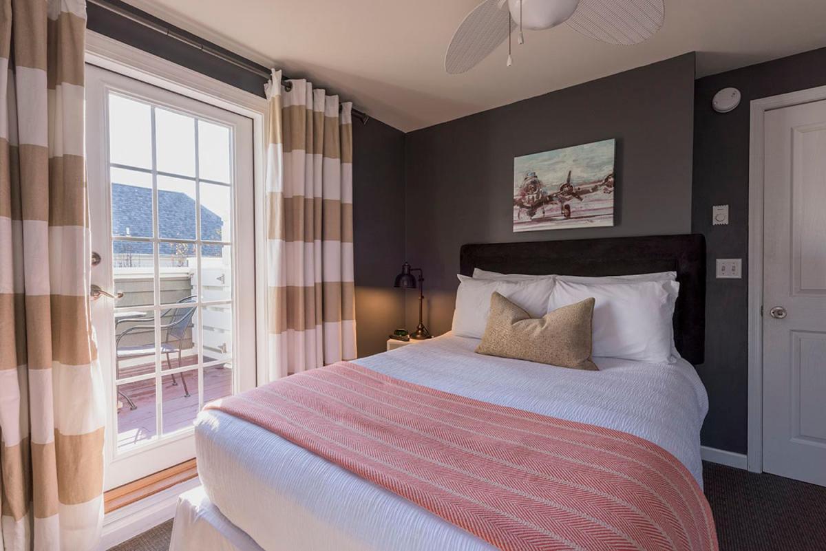 Rehoboth Guest House (Adults Only) Рехобот Бич Экстерьер фото